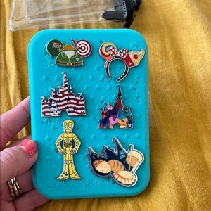 Disney pin board and traders